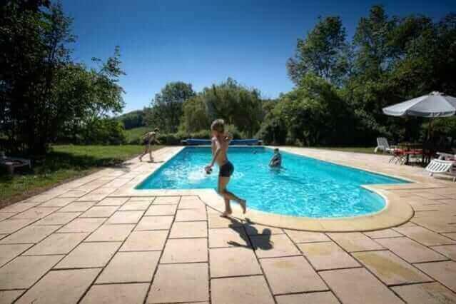 Pickwicks Villa Hauteroche Екстериор снимка